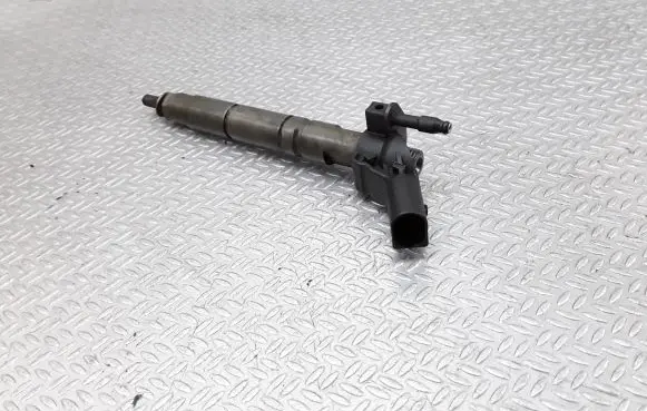 Chrysler 300 - 300C Fuel injector 0445115027 A6420700587