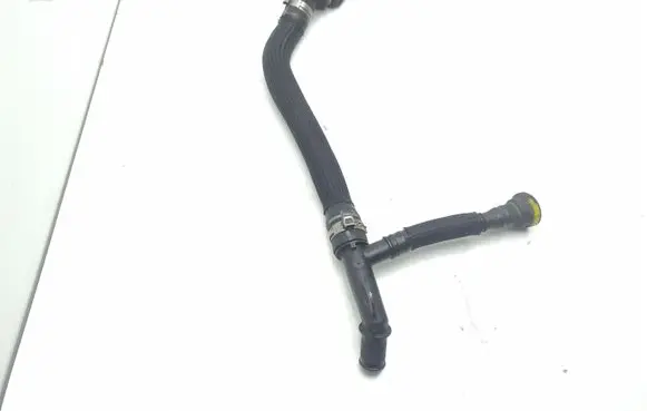Peugeot 3008 I Oil fill pipe 9684359980