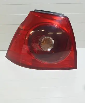 Volkswagen Golf V Rear/tail lights 1K6945095E 00290732 028490102B