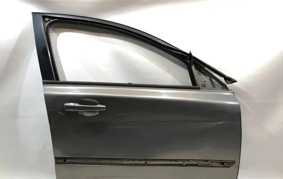 Volvo V50 Front door