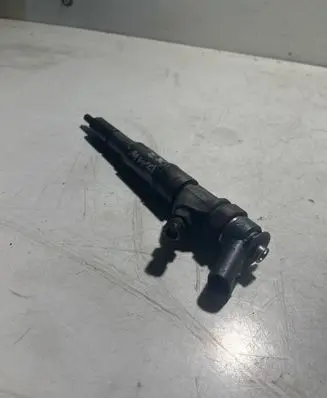 BMW X3 E83 Fuel injector 0445110216