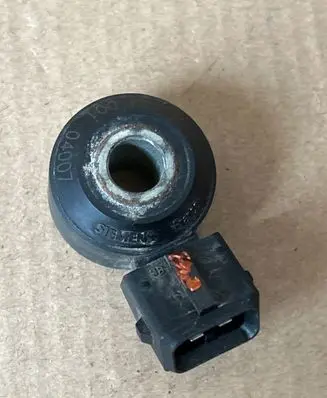 Nissan Almera Tino Detonation knock sensor 119337001