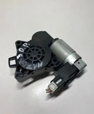 Mazda 3 I Front door window regulator motor G22C5858X TN784523 CM011750