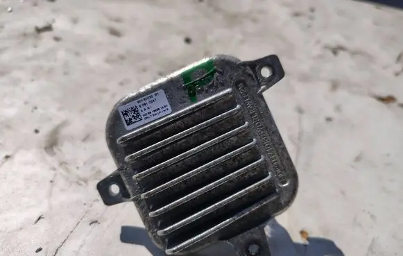 BMW X2 F39 LED ballast control module 90132032