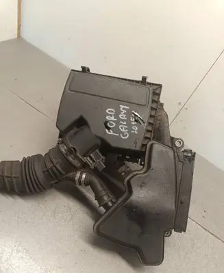 Air filter box