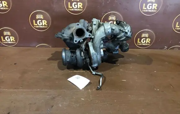Mercedes-Benz C W204 Turbo A6510904980 A6510902880