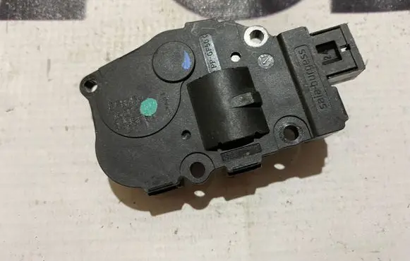 BMW X5 E70 Air flap motor/actuator 929888G