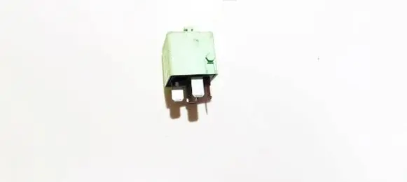 BMW 5 E39 Other relay 61368373700 v23134-k59-x312
