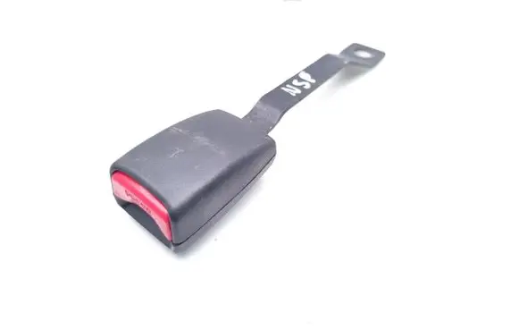 Suzuki Grand Vitara II Front seatbelt buckle 1029987