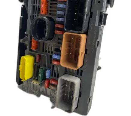 Citroen Berlingo Fuse box set 9675878480 R05