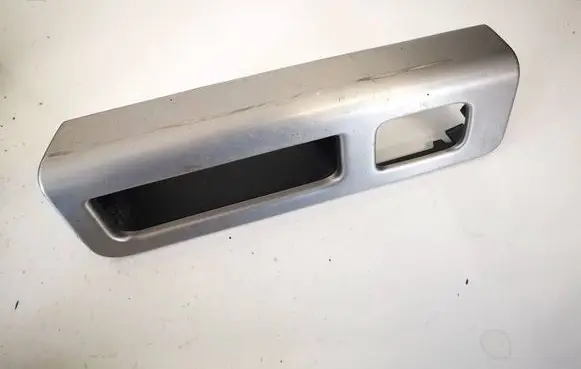 Volvo V50 Front door window switch trim 8668819