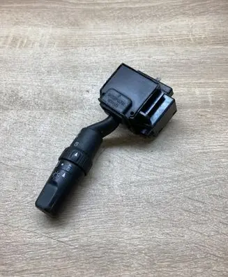Mazda 5 Indicator stalk 17D682