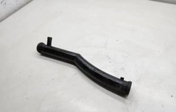 Volkswagen PASSAT B7 Engine coolant pipe/hose 03C121065B