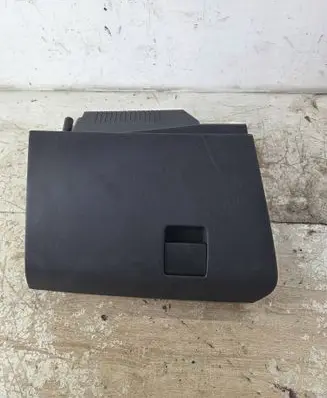 Opel Astra H Glove box 013191525