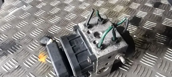 Renault Scenic I ABS Pump 0273004395