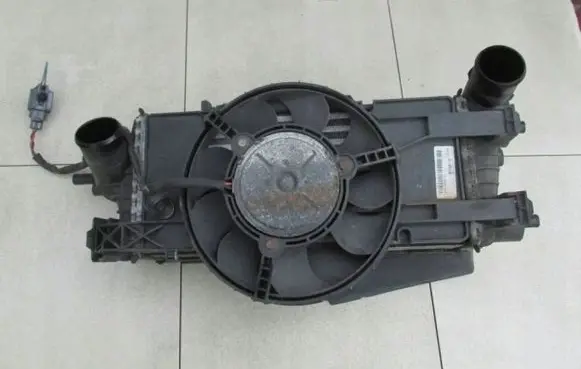 Ford Focus Radiator set 