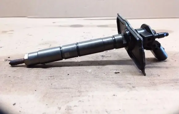 Audi A6 S6 C6 4F Fuel injector 059130277AJ