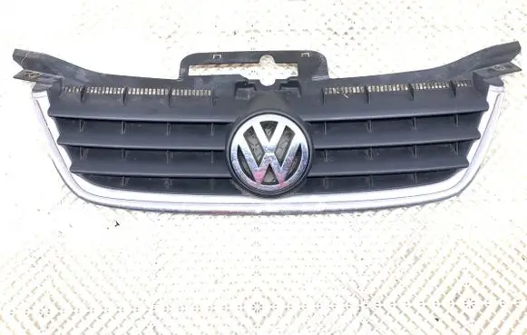 Volkswagen Touran I Front grill 