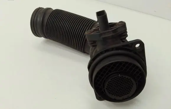 Volkswagen Golf V Mass air flow meter 038906461b