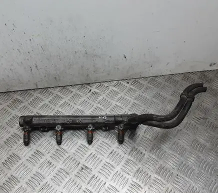 Volkswagen Golf V Fuel main line pipe 036133319 036971824A