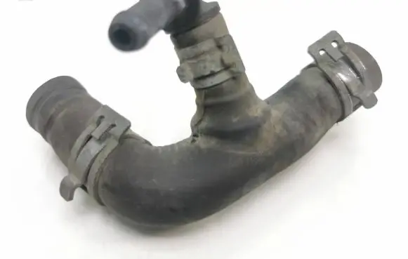 Mercedes-Benz B W245 Engine coolant pipe/hose A6402032682
