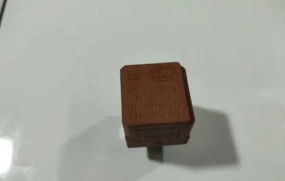 Opel Astra H Other relay 79405