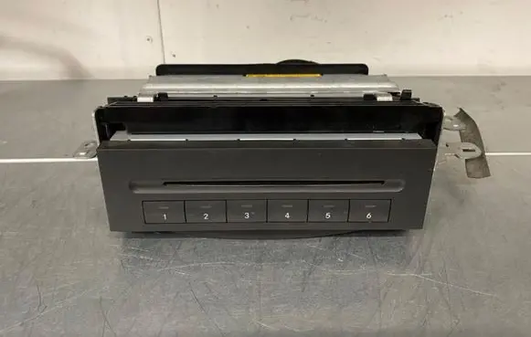 Mercedes-Benz GL X164 CD/DVD changer A2118705390