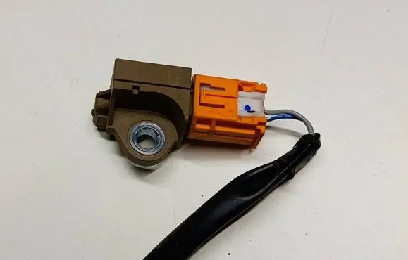 Mazda 6 Airbag deployment crash/impact sensor KD4557KC0T3 KD4557KC0