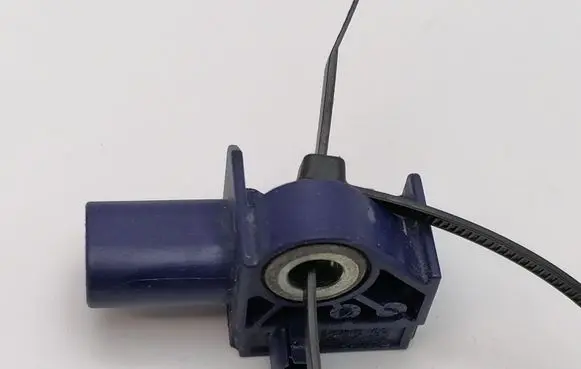 Mercedes-Benz E W212 Airbag deployment crash/impact sensor A2128204926