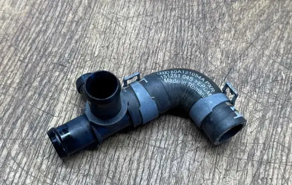 Audi Q5 SQ5 Engine coolant pipe/hose 80A121054A