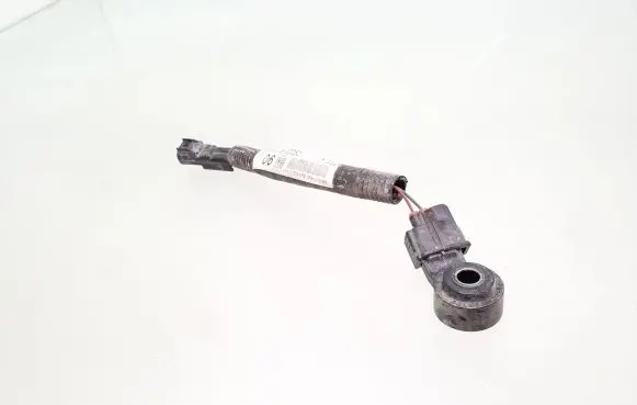 Toyota RAV 4 (XA40) Detonation knock sensor 8221933060
