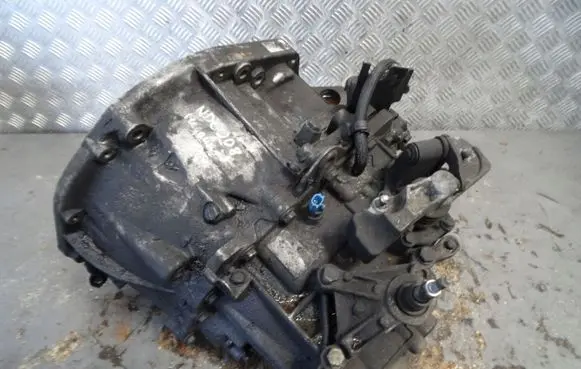Renault Megane II Manual 5 speed gearbox ND0008
