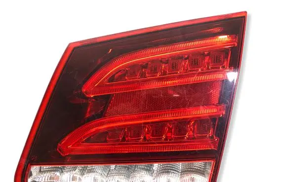 Mercedes-Benz E W212 Tailgate rear/tail lights A2129062203 615954 ZGS014A0