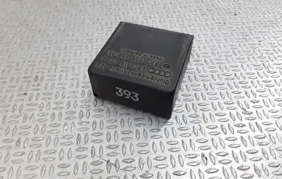 Audi A6 S6 C5 4B Interior lighting relay 4B0919471A