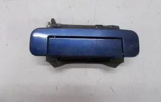 Audi A4 S4 B5 8D Rear door exterior handle 