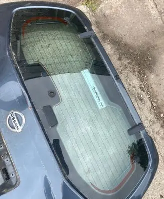 Nissan Pathfinder R51 Rear windscreen/windshield window 