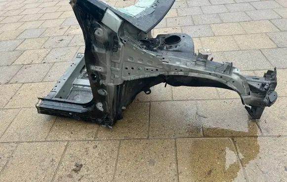 Front quarter panel