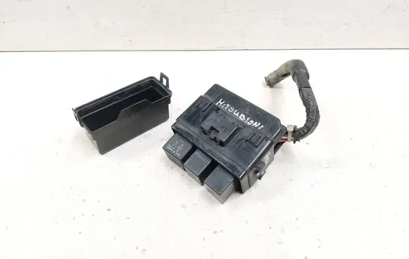 Mitsubishi Outlander Relay mounting block PR07101000 47DA1