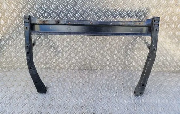 Volvo XC40 Bottom radiator support slam panel 32221552 32221842 32221843