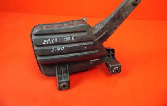 Chevrolet Epica Intake resonator 96640365