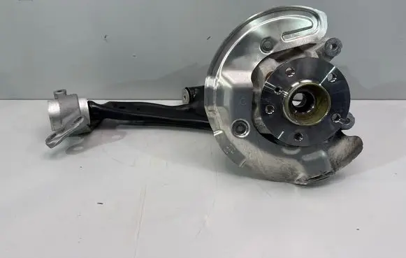 Mini One - Cooper F56 F55 Front wheel hub spindle knuckle 6876644