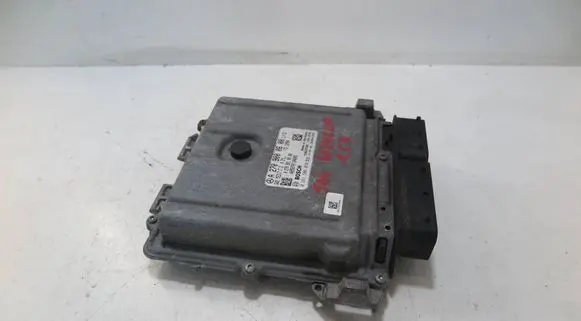 Mercedes-Benz B W246 W242 Engine control unit/module ECU A2709000600