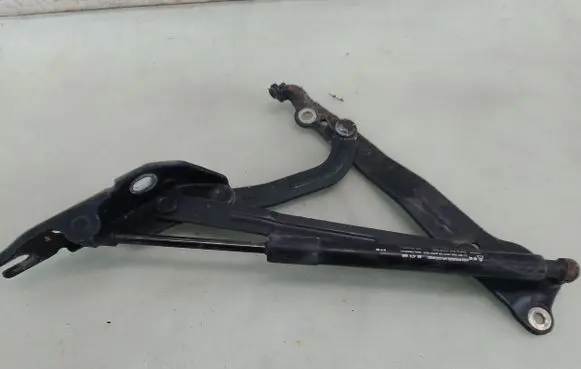 Chevrolet Epica Tailgate/trunk/boot hinge