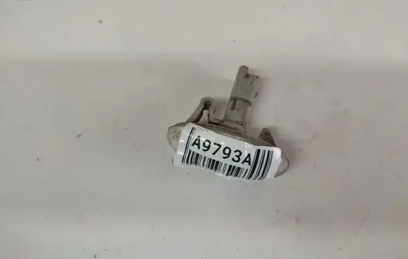 Peugeot Partner Front fender indicator light