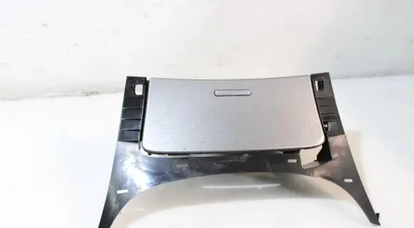 Opel Insignia A Car ashtray