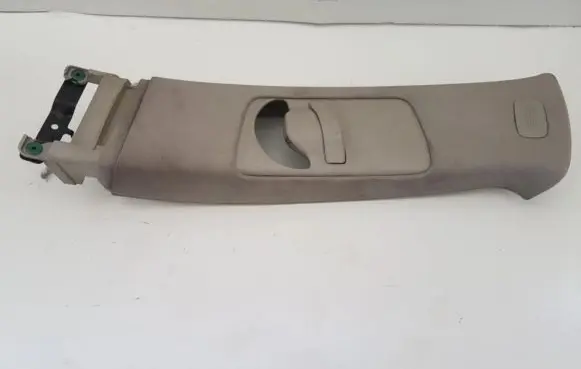 Subaru Legacy (C) pillar trim