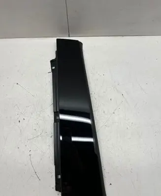 Volvo C40 Rear door trim (molding) 32351985 R25228A 17102023