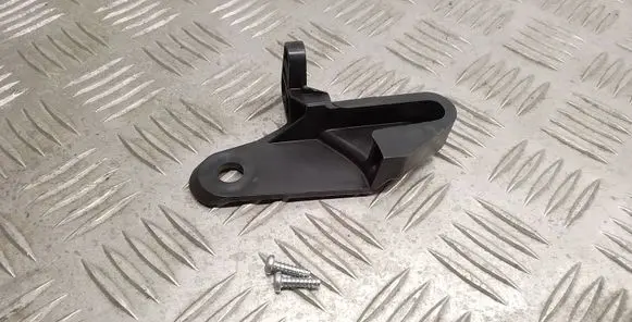 Toyota Avensis T270 Headlight/headlamp mounting bracket 8119305030