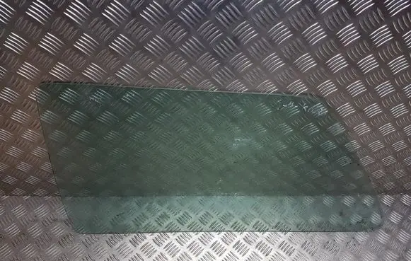 Volkswagen Golf II Rear side window