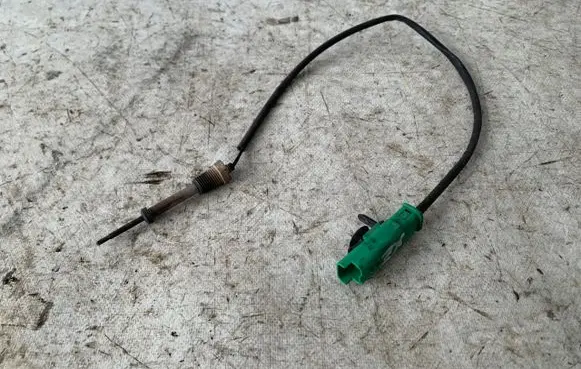 Jaguar XE Exhaust gas temperature sensor GX7312B591CA